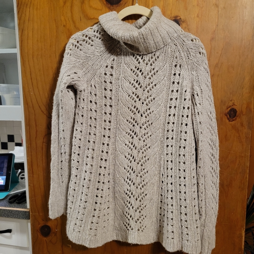 Anthropologie Sleeping on Snow Cream Cable Turtleneck Sweater
